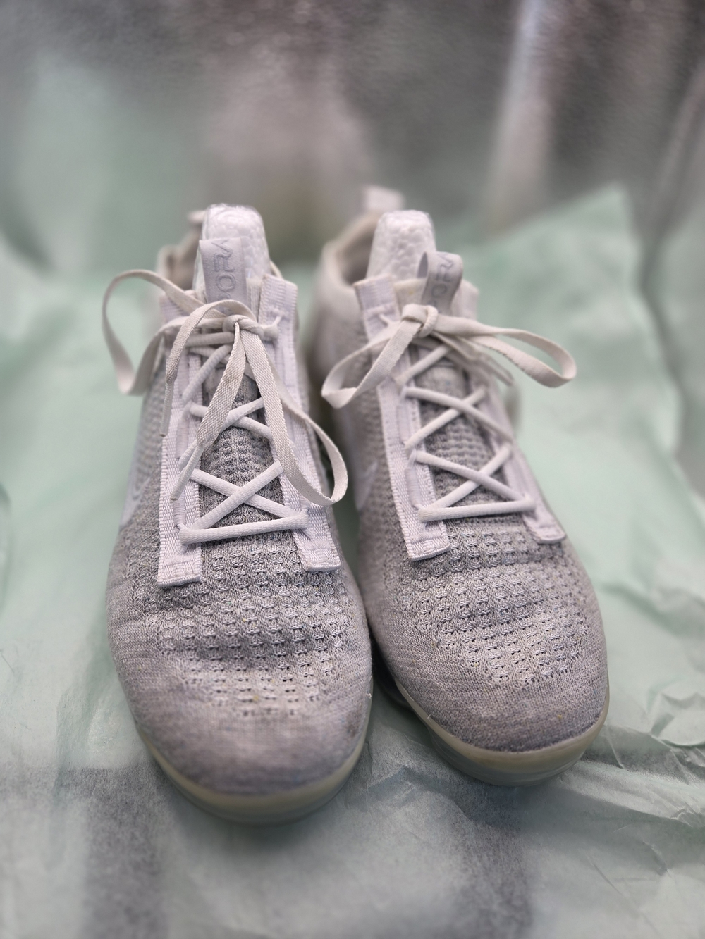 Nike Women's Light Gray Knit Athletic Sneakers